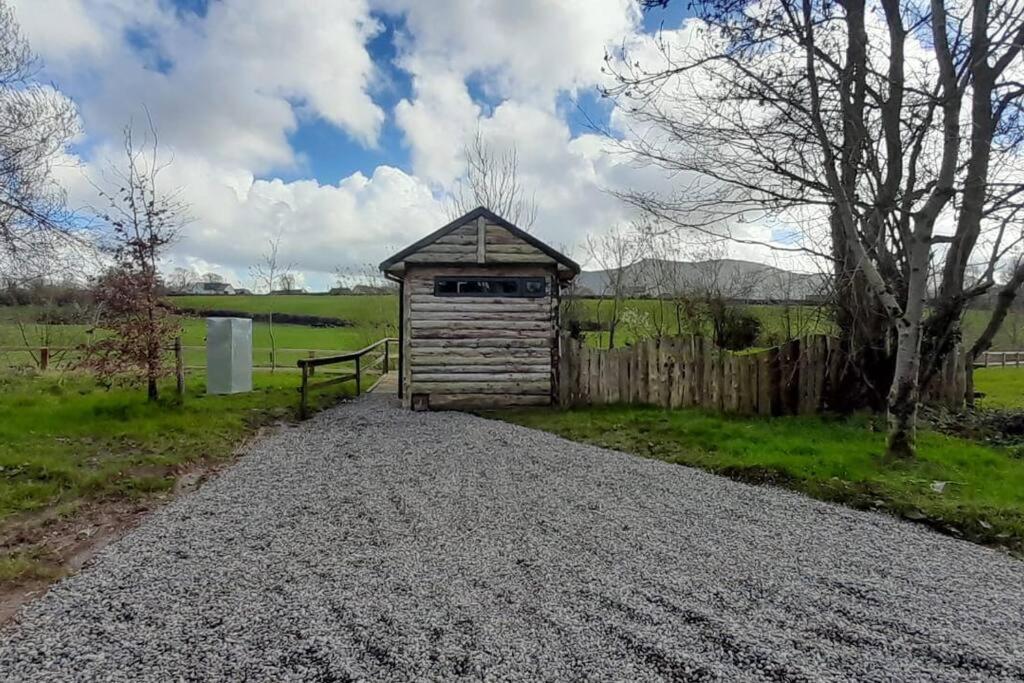 Riverside Cabin Limerick Junction Exterior foto
